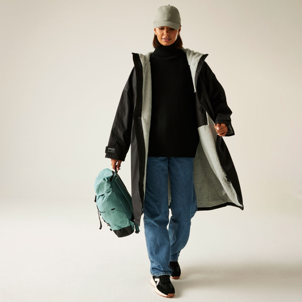 Regatta Unisex Adult Waterproof Fleece Lined Changing Robe - Black