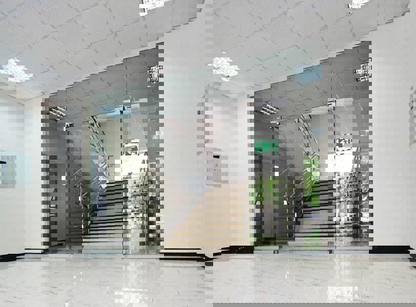 Durable DURAFRAME Adhesive Magnetic Hazard Frame | 2 Pack | A4 Green & White