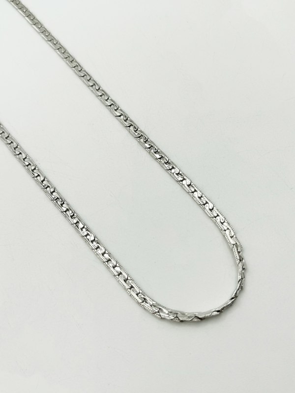 SVNX Interlocked Chain Necklace in Silver Colour