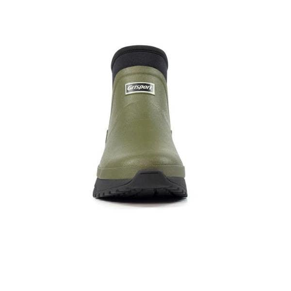 Protective bump toe guard on Grisport Mudmate for added durability on tough ground