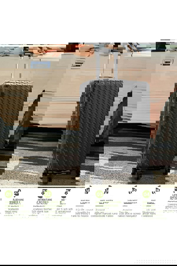 Living and Home Set of 3 Lightweight Hardside Travel Suitcase with Spinner Wheels, Black