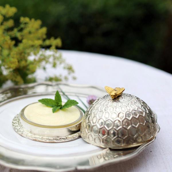 Culinary Concepts Bee Honeycomb Large Butter Dish