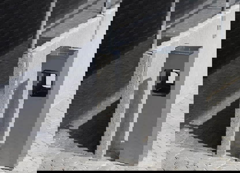 Durable Square Metal Waste Bin with Integrated Sand Ashtray | 17L | Silver