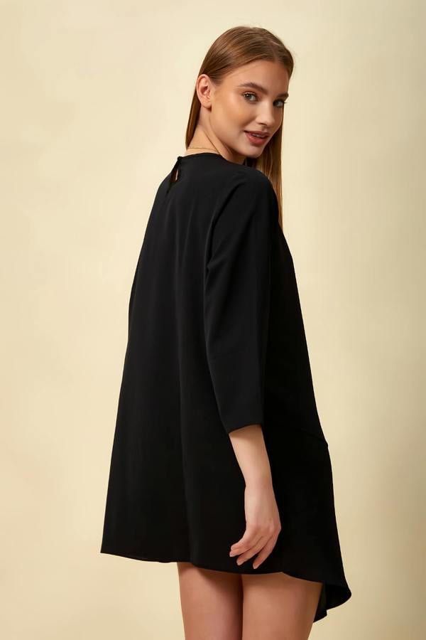 Hoxton Gal 3/4 Sleeve Oversized Tunic with Necklace in Black