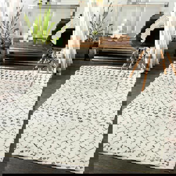 Livabliss Pisa-Geometric Black Off-White Grey Rug