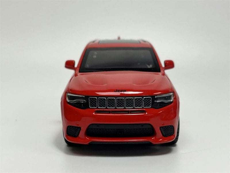 Tayumo Jeep Grand Cherokee Pull Back & Go Red LHD 1:36 Scale Tayumo 36170212