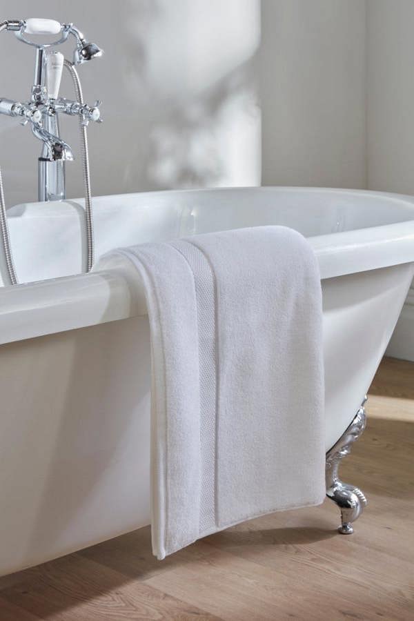 Bamboo Bath Towel in Cloud White - Bath Towels