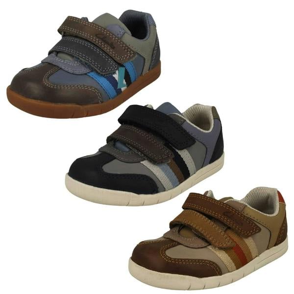 Clarks Boys Clarks Stripe Detailed Hook and Loop Fastening Shoes Den Stripe