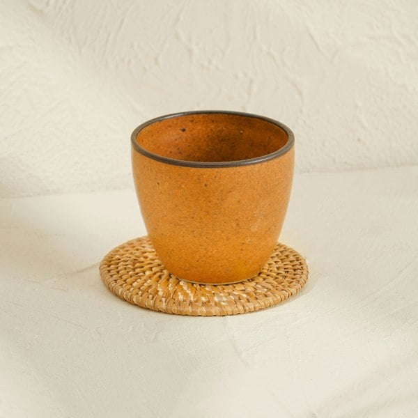 Natural rattan round coaster handwoven wicker table drinks protector