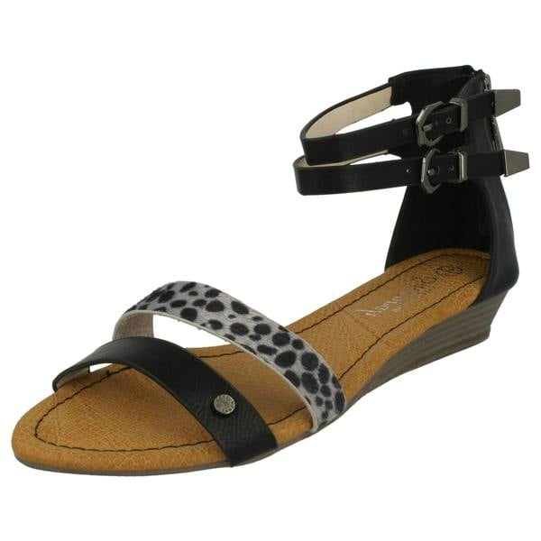 Savannah Ladies Savannah Low Wedge Sandal