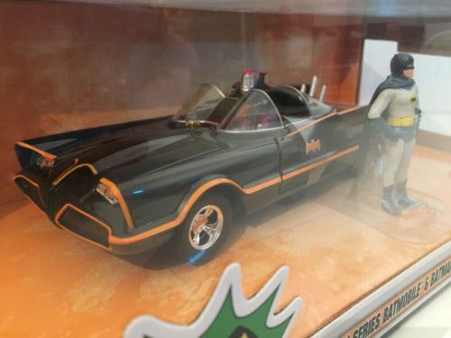 batman batmobile 1966 classic tv series with batman and robin jada