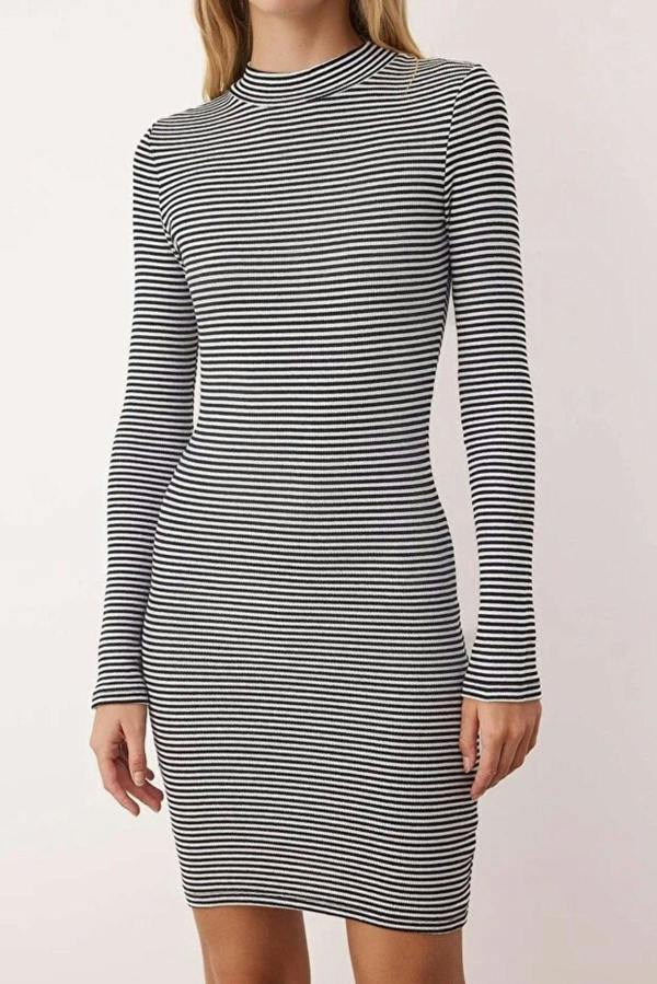 WOVCOR Fitted Mini Stand-Up Collar Knit Pencil Dress