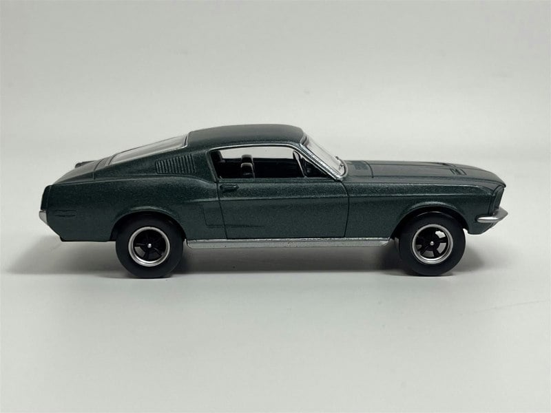 Norev Steve McQueen Bullitt Ford Mustang 1968 Green 1:43 - 270583