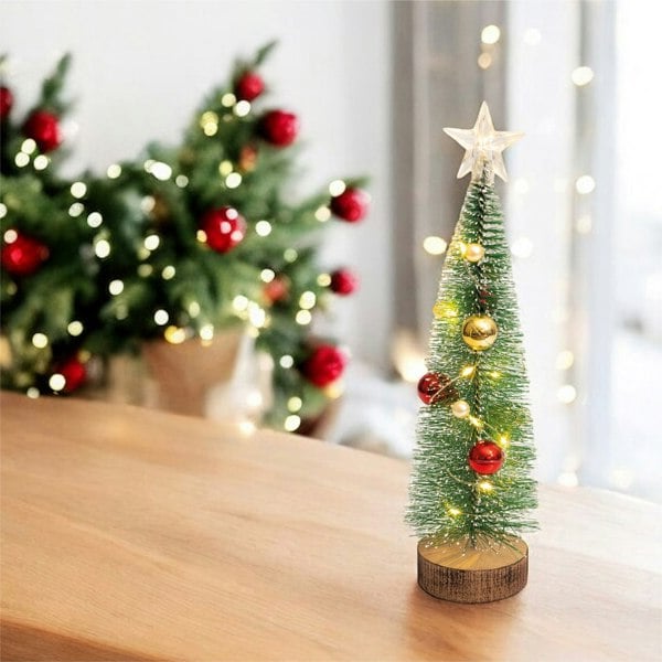Xmas Haus Light Up Christmas Tree (Red Baubles)