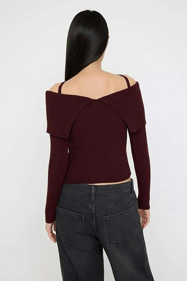 WOVCOR Carmen Halter Neck Knit Sweater