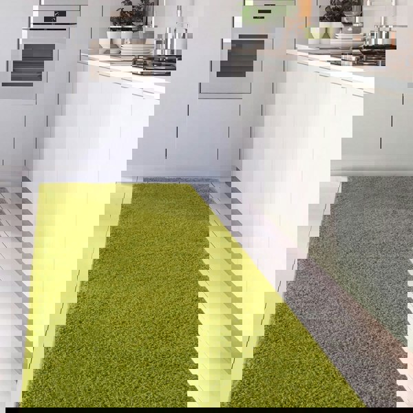 Shaggy Green Rug Soft and Durable, Non-Shedding, High Quality.