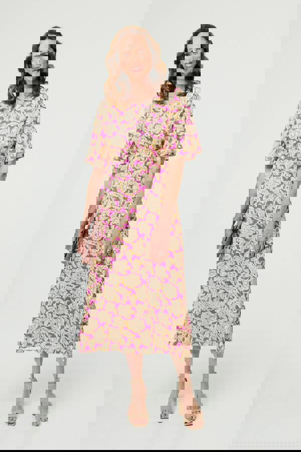 Purple | Floral 1/2 Flare Sleeve Midi Dress
