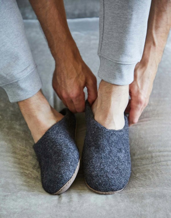 British Boxers Men's Handmade Eco Felt Suede Sole Mule Slippers – Charcoal
