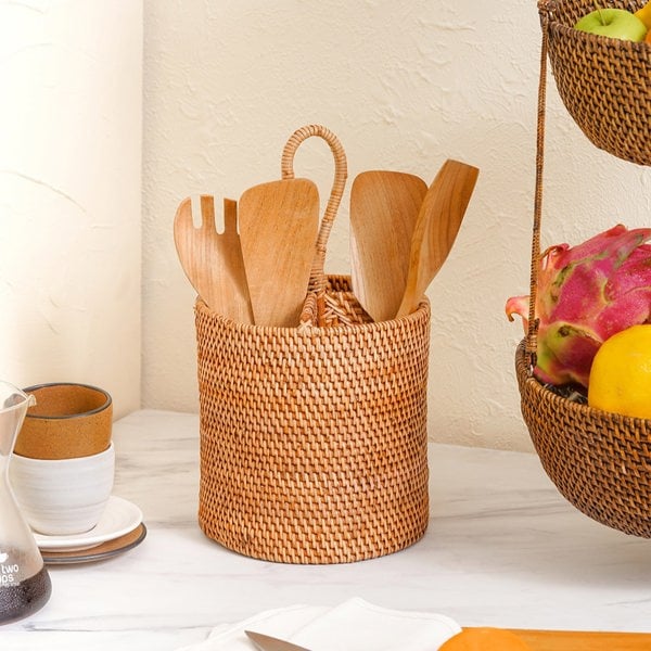 Honey brown rattan spatula utensil storage holder handwoven kitchen organiser