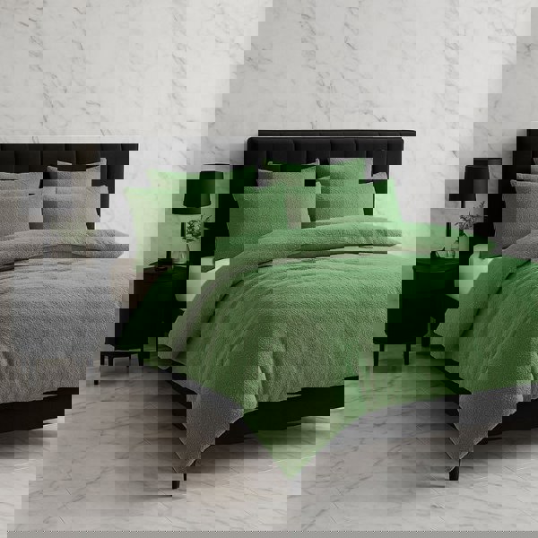 Snug City Teddy Bear Fleece Duvet Cover & Pillow Case Set