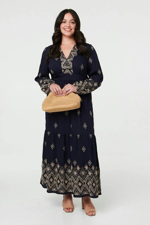 Black | Curve Border Print V-Neck Maxi Dress
