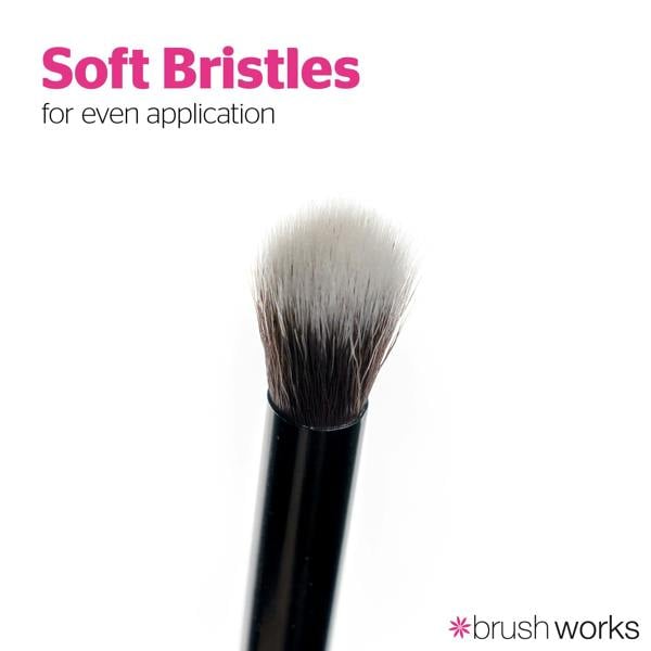 Brushworks No. 14 Fluffy Blending Eye Brush
