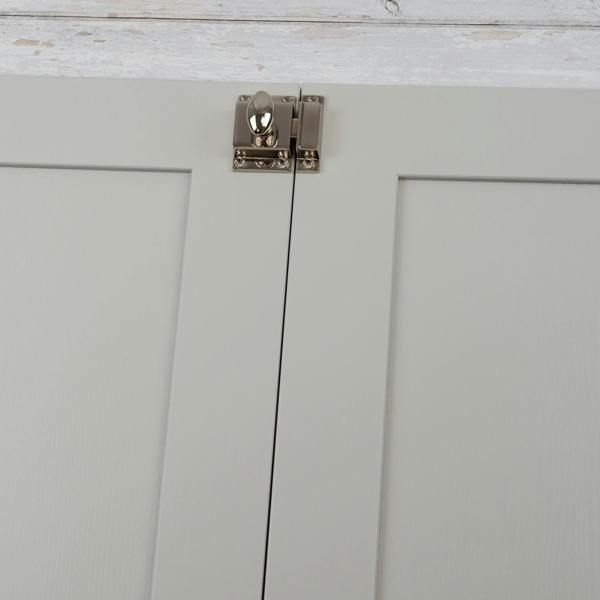 Handle & Home Polished Nickel Traditional Cabinet Latch