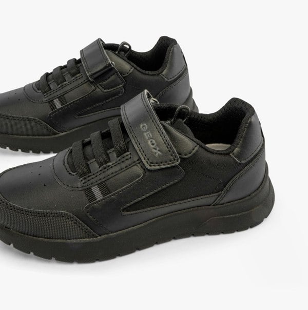 GEOX J BRIEZEE Boys Trainers Black