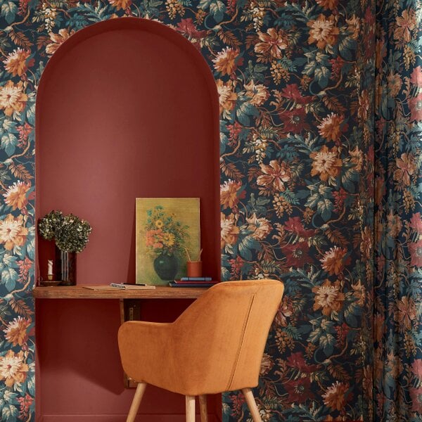 Love Frankie MIdnight Garden Wallpaper - Fire Cracker