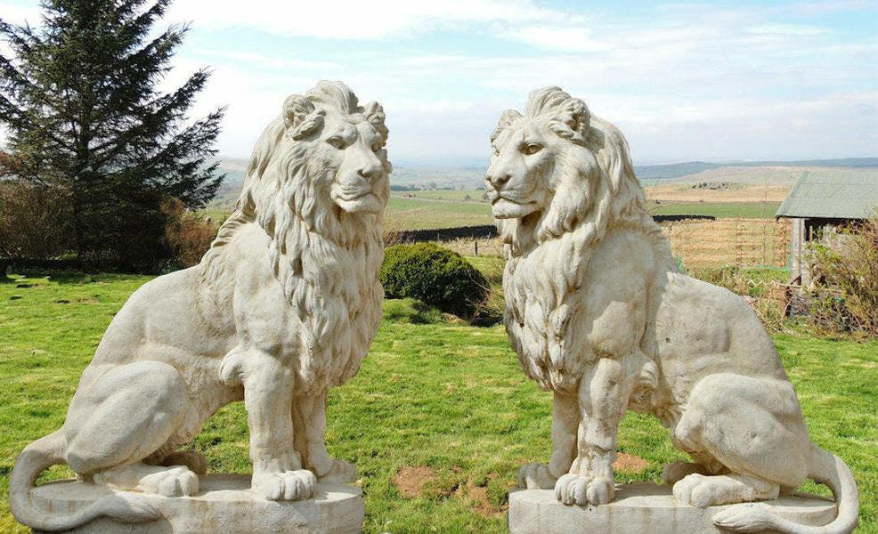 Pair Of Giant Stone Cast Lions 1.35 m, 600kg each