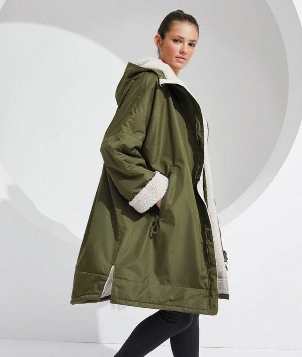 TriDri Adult TriDri Insulated ¾ Length All-Weather Robe Dry Robe {TR800}