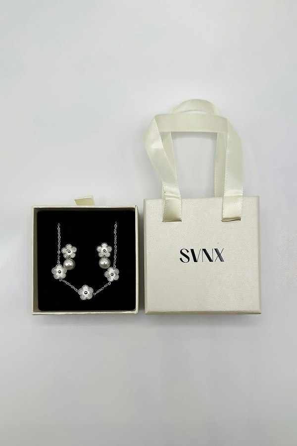SVNX Floral Pearl Stud Earrings & Bracelet in Silver