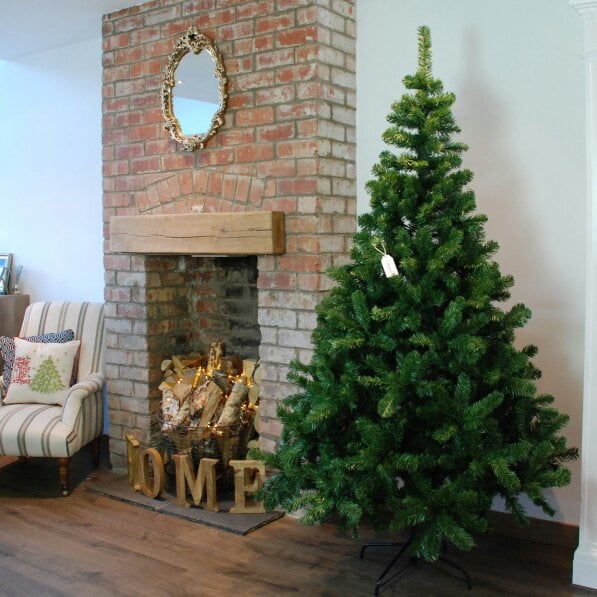Samuel Alexander 7ft (210cm) Samuel Alexander Luxury Green Christmas Tree 770 Tips 137cm Wide