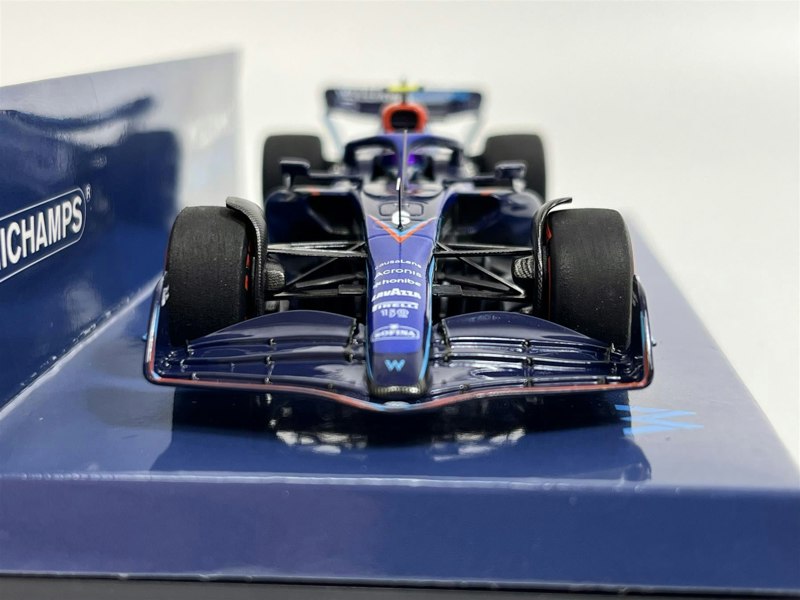 Minichamps Nicholas Latifi #6 Williams Racing FW44 Bahrain GP 2022 1:43 Scale 417220106