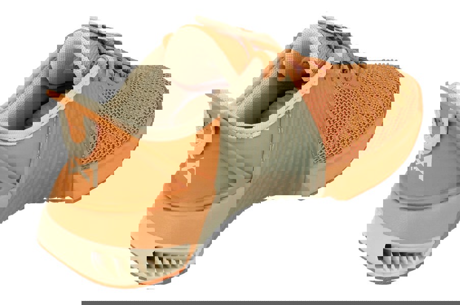 Nike Womens Metcon 9 Flyease Trainers Dz2540  200 - Amber Brown Guava Ice 200 - Photo 2