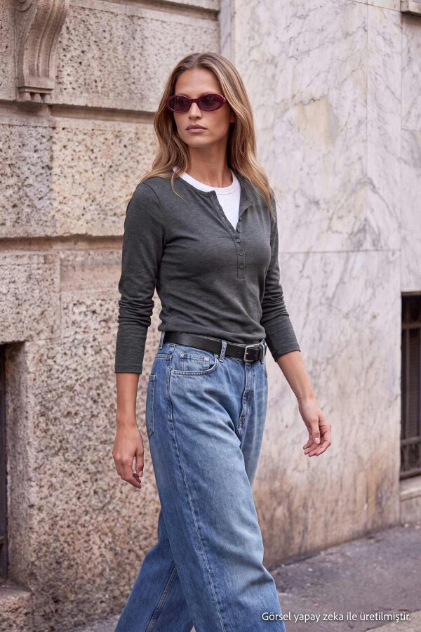 WOVCOR Crew Neck Long Sleeve Button Front Fitted Knit Blouse