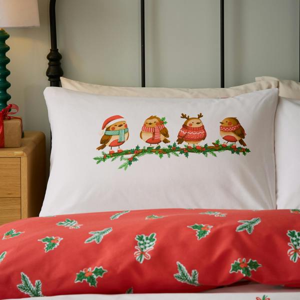 Catherine Lansfield Christmas Robins Reversible Duvet Cover Set Red