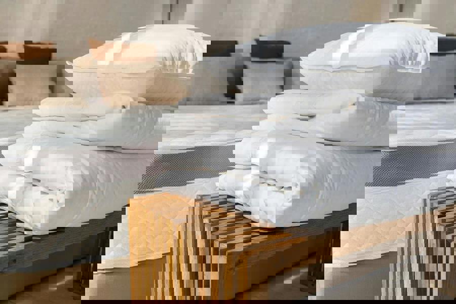 Die Zudecke Hungarian Goose Feather and Down Duvet - Down & Cotton