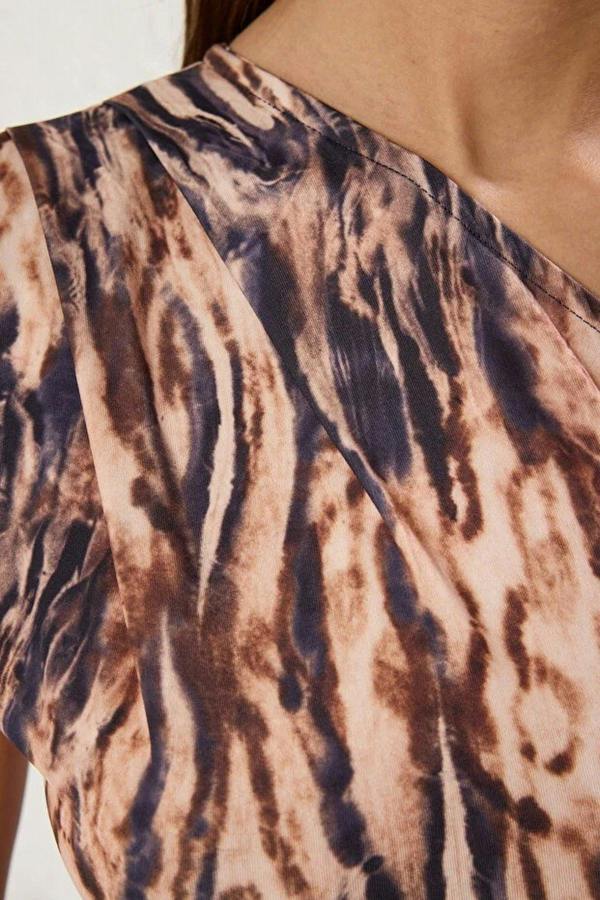WOVCOR Printed Asymmetrical Collar Elastic Snap Button Knitted Bodysuit
