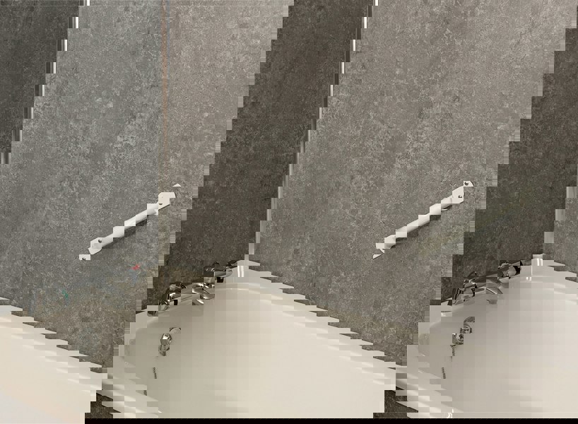 Aidapt Solo Easigrip Steel Grab Bar 44 inch White