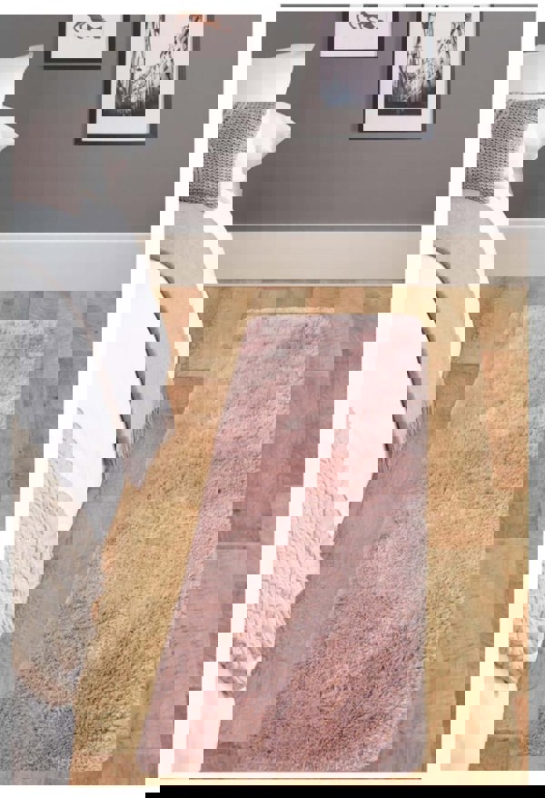 Machine Washable Shaggy Rug Plain Design in Pink – The Rugs