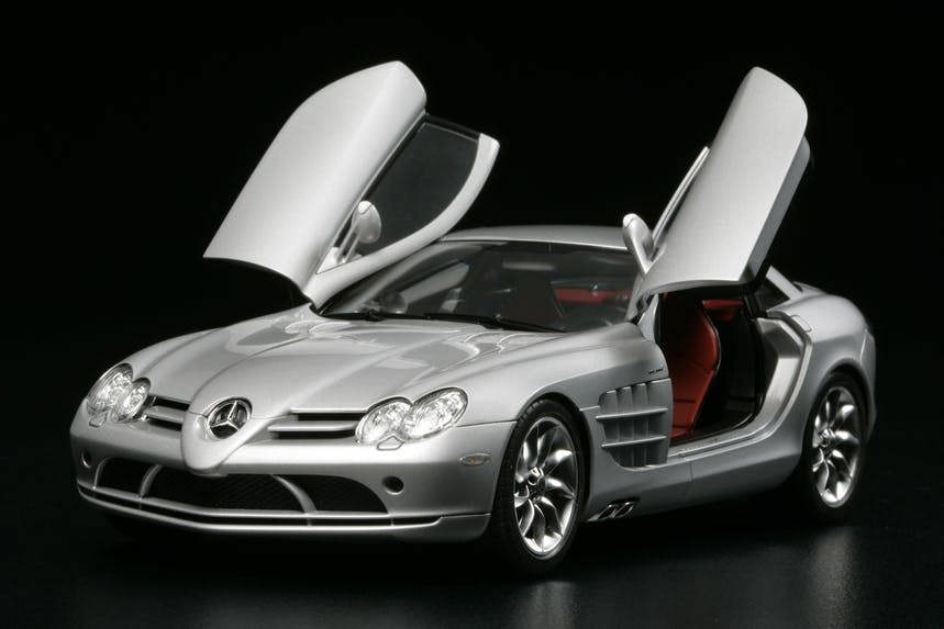 Tamiya Mercedes Benz SLR McLaren (1:24 Scale)