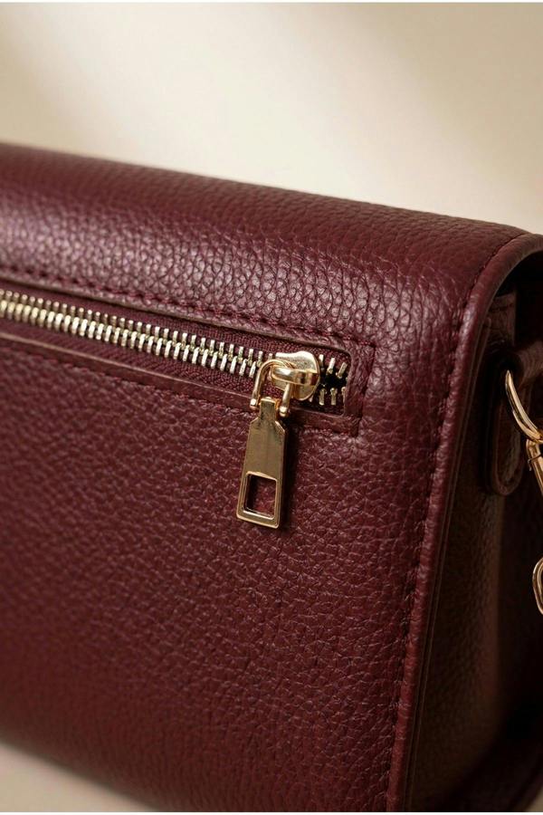 ikrush Constance Pebbled Faux Leather Text Bag