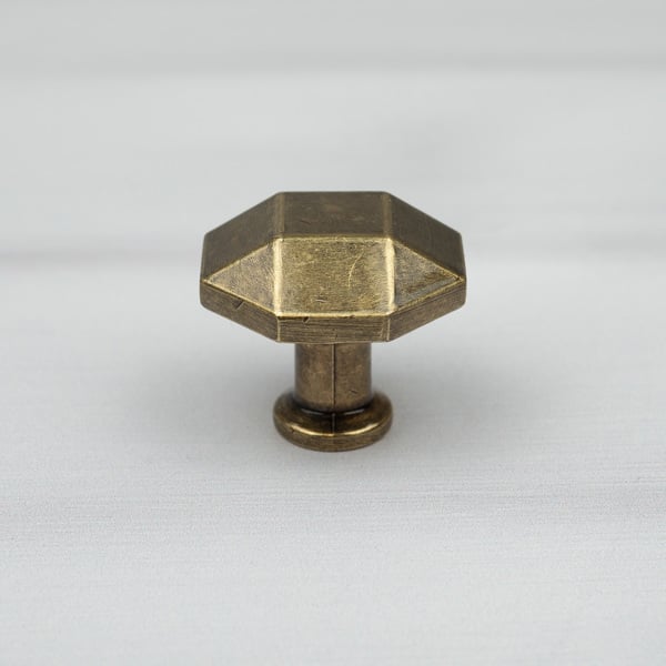 Handle & Home Antique Brass Octagonal Knobs