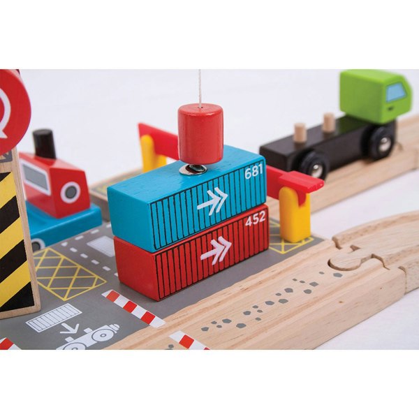 Bigjigs Rail Wooden Container Shipping Yard