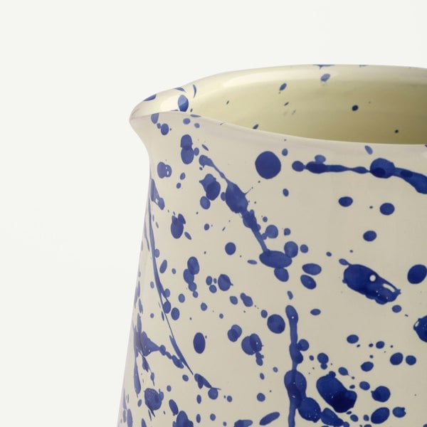 Hot Pottery Jug Blueberry
