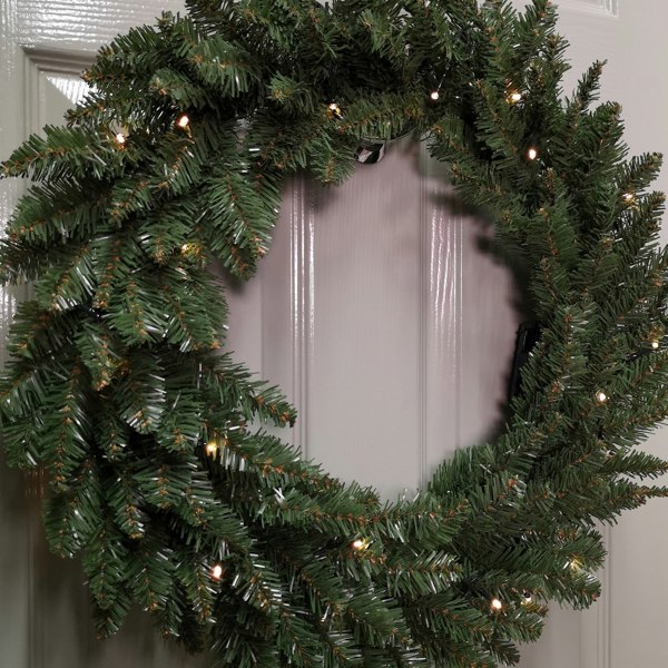 Samuel Alexander 60cm Plain Green Christmas Wreath with 50 Warm White LEDs and 160 Bullet Tips