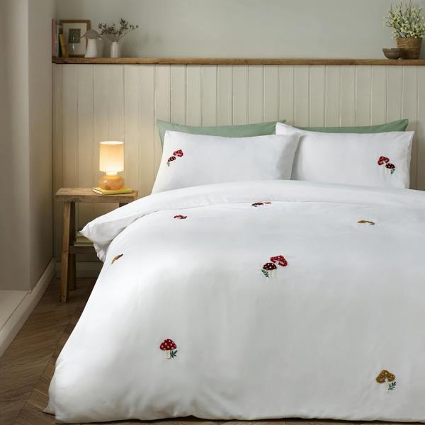 Catherine Lansfield Woodland Crochet Embroidered Duvet Cover Set White