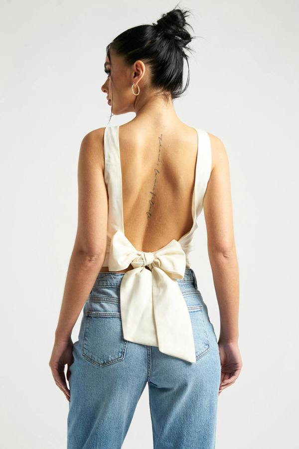 Urban Bliss Ripped Mom Jeans