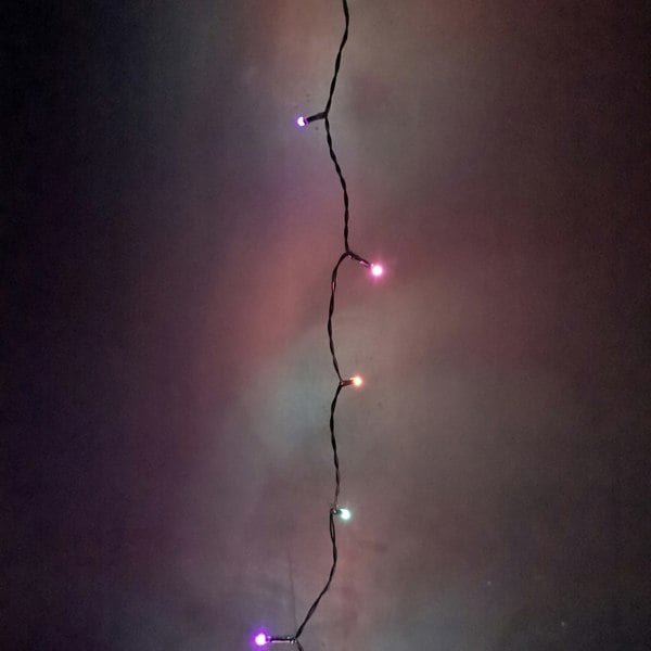 Samuel Alexander 100 LED 10m Premier Christmas Indoor Outdoor Multi Function Battery Operated String Lights with Timer in Rainbow